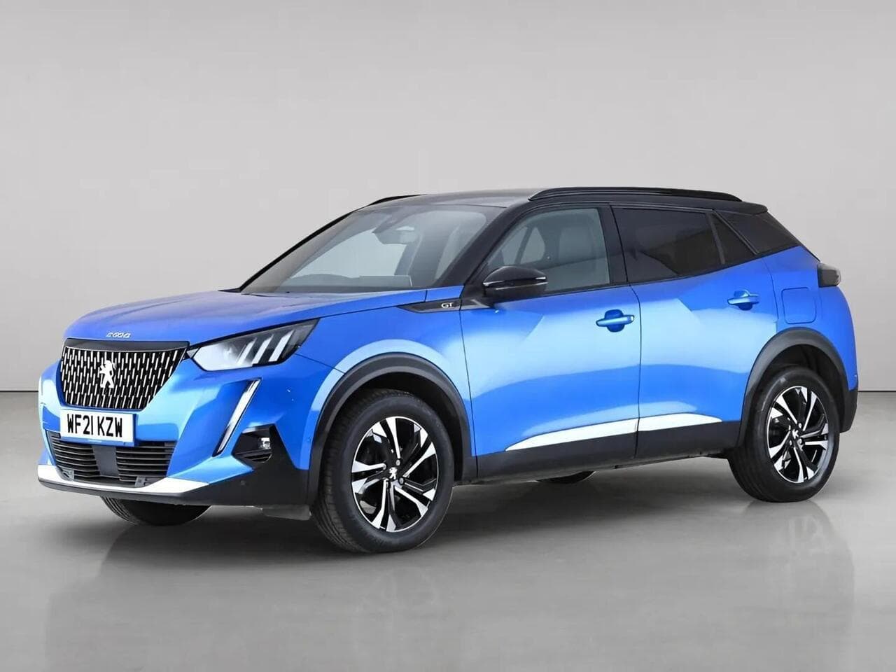 Peugeot 2008 thumbnail Front Left