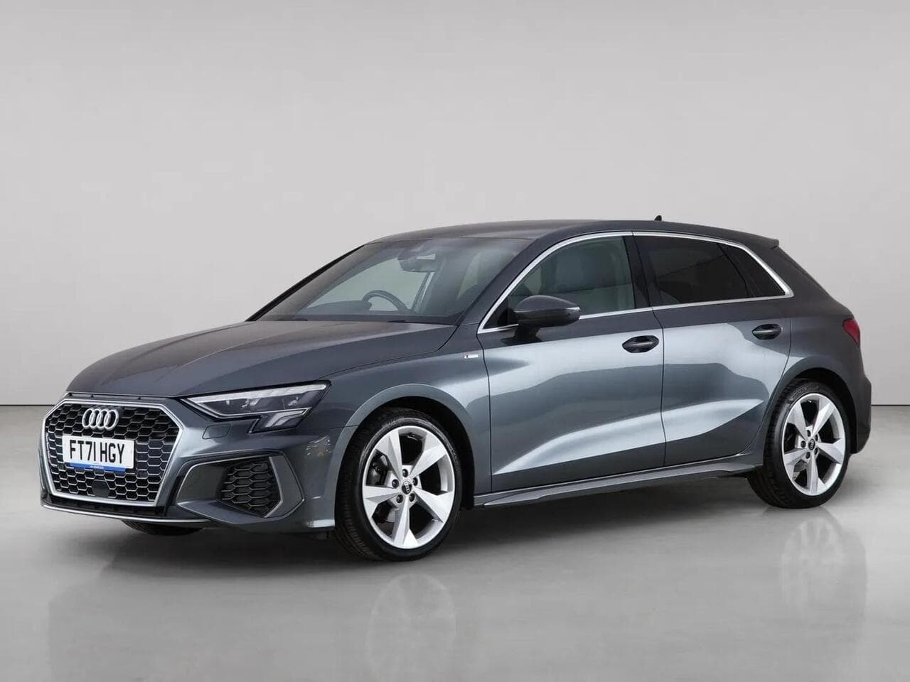 Audi A3 thumbnail Front Left