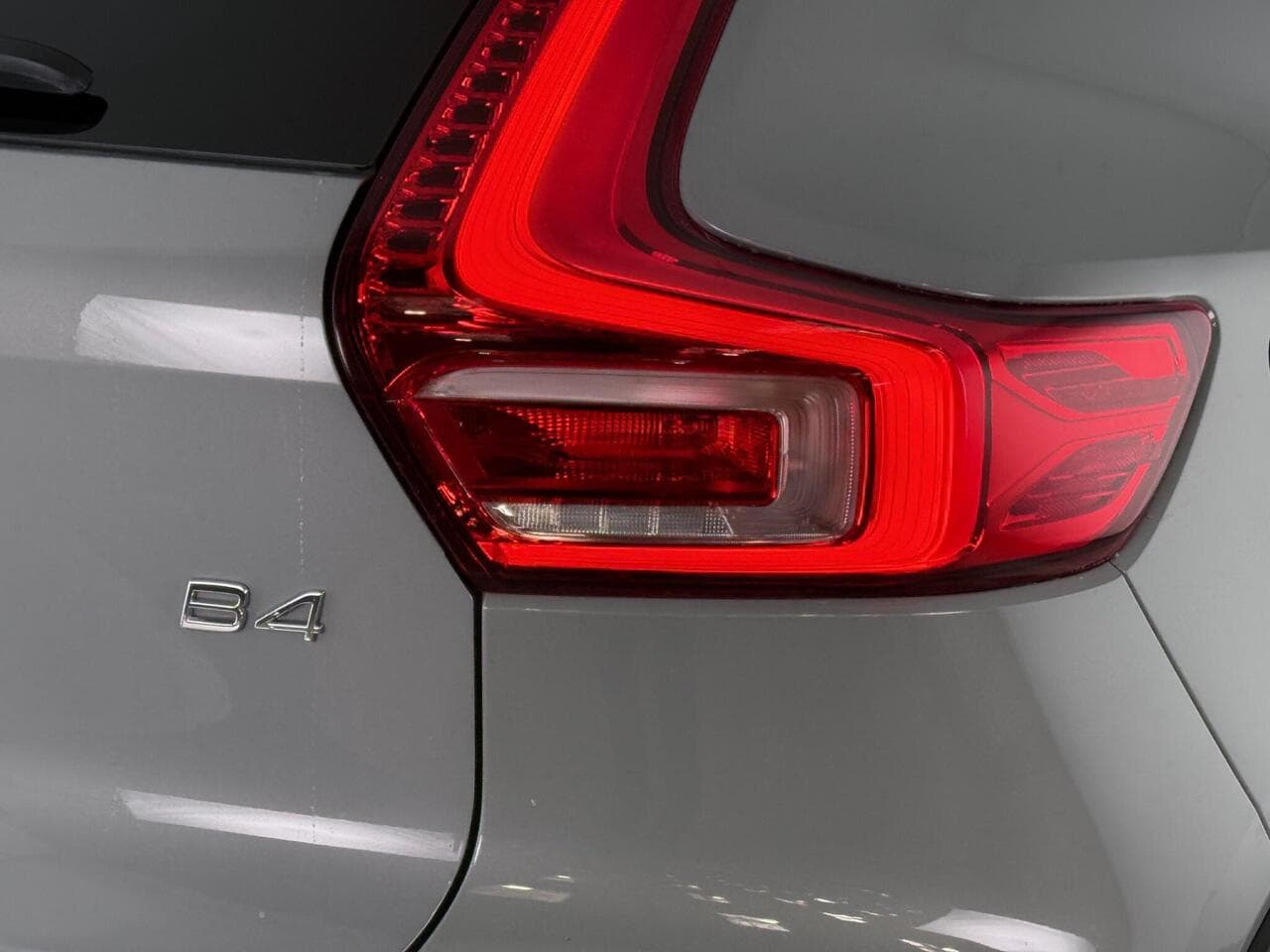 Volvo XC40 thumbnail Lights Rear