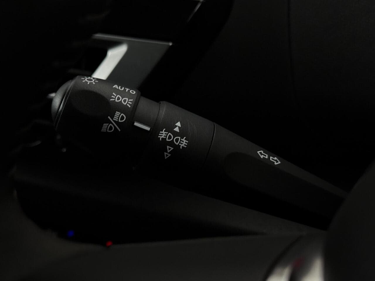 Citroen C4 thumbnail Misc Controls