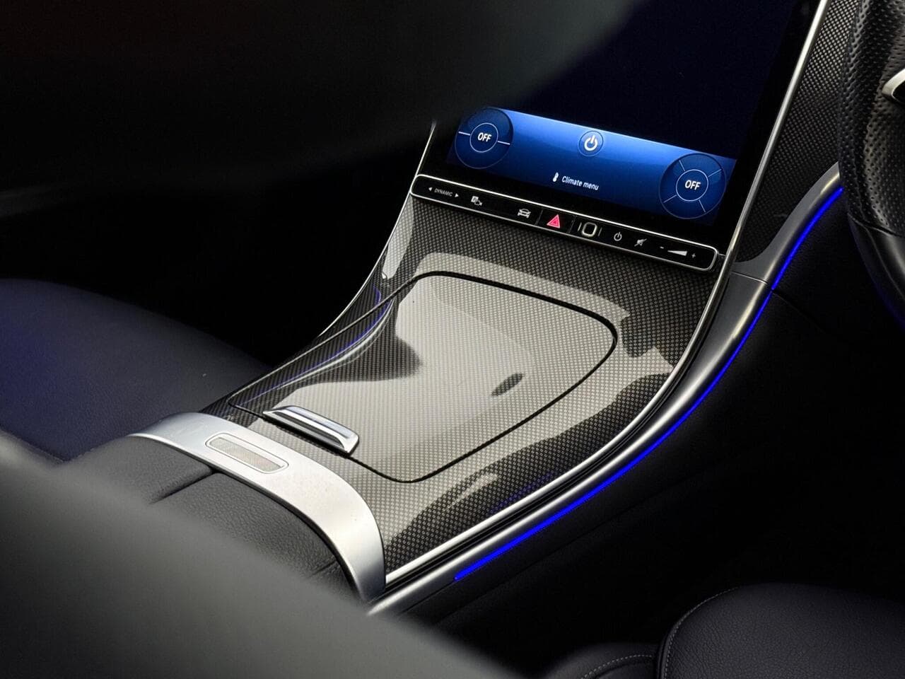 Mercedes-Benz C Class thumbnail Misc Controls