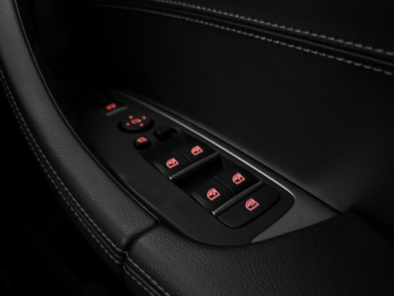 BMW X3 thumbnail Misc Controls