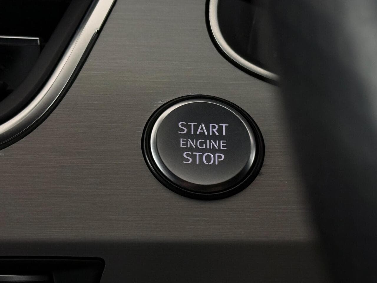 Audi Q7 thumbnail Misc Controls
