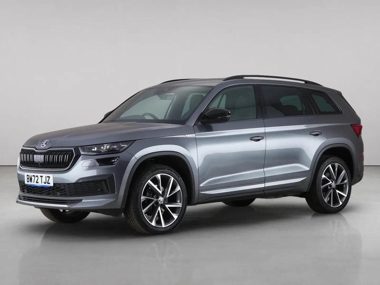 Skoda Kodiaq thumbnail Front Left
