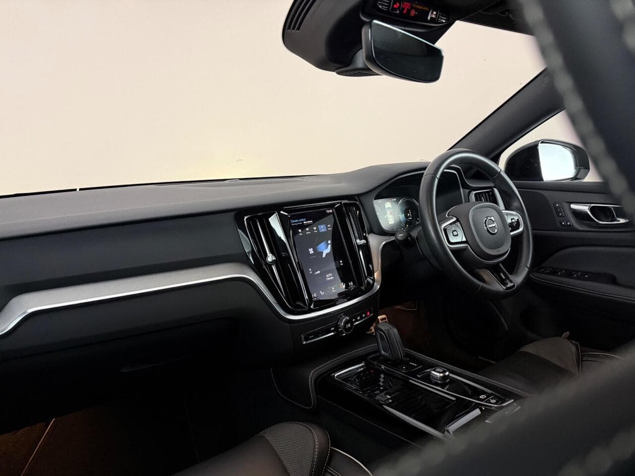 Volvo S60 thumbnail Interior Front