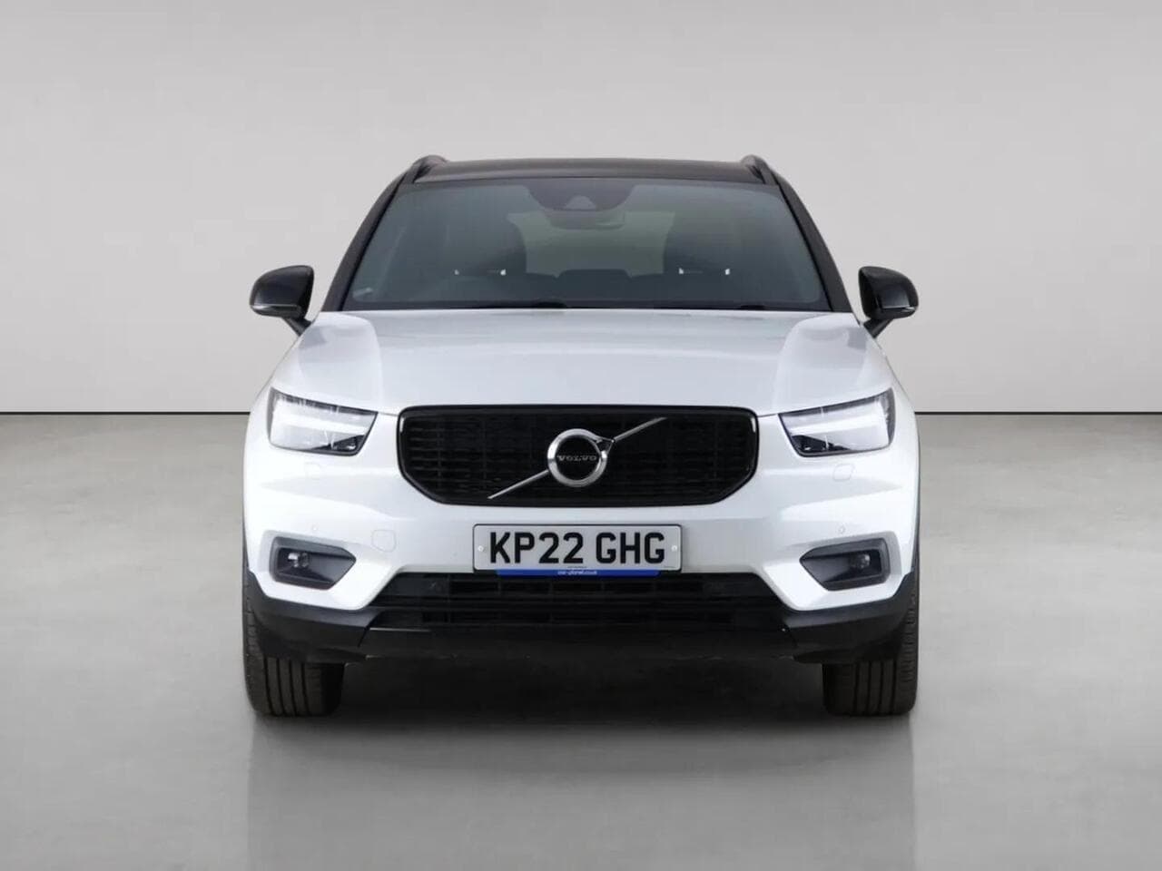 Volvo XC40 thumbnail Front