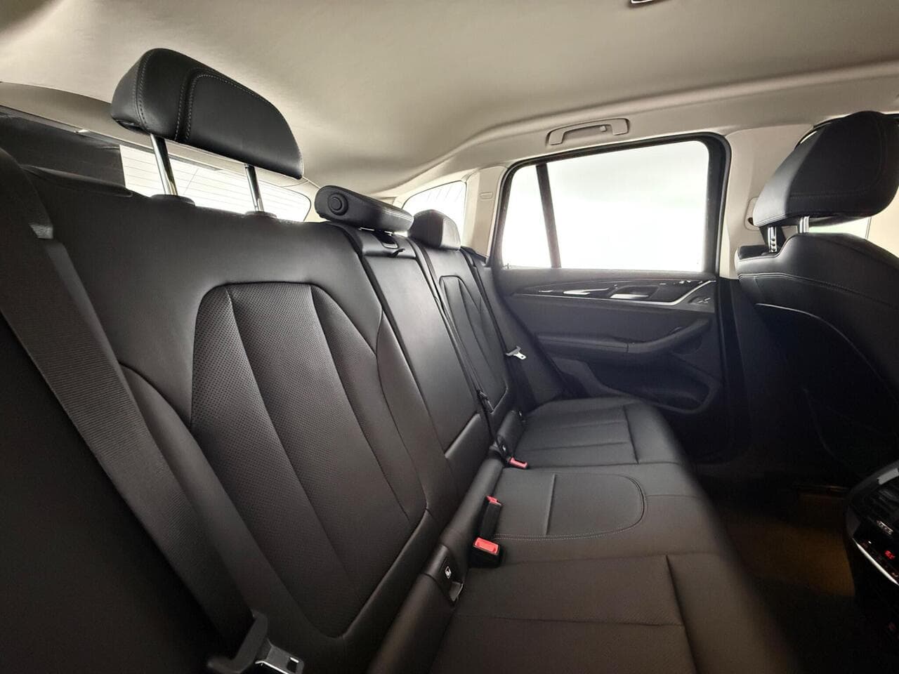 BMW X3 thumbnail Seats Rear
