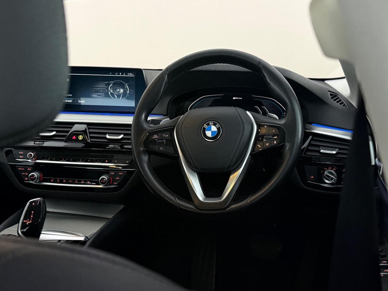 BMW 5 Series thumbnail Steering Wheel