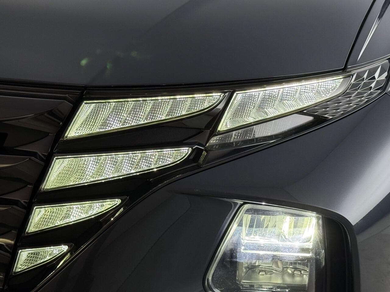 Hyundai TUCSON thumbnail Lights Front