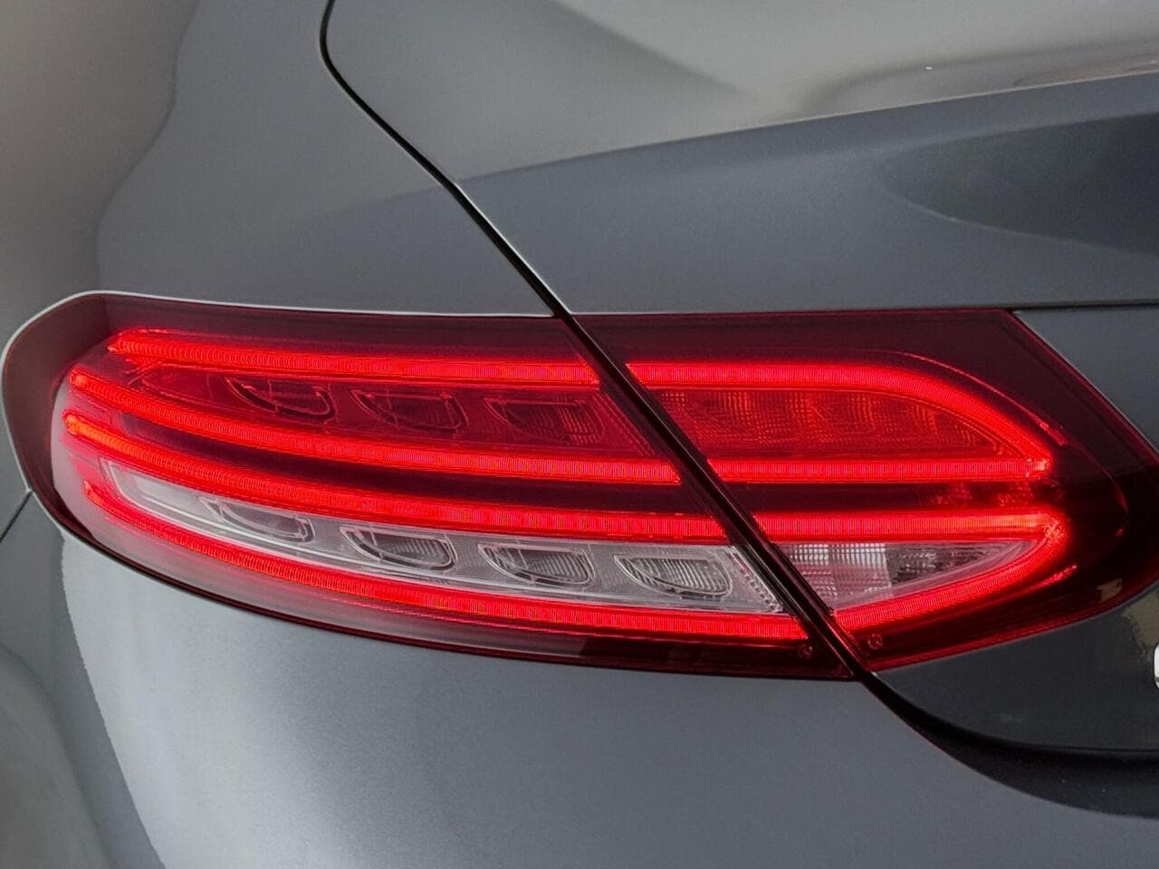 Mercedes-Benz C Class thumbnail Lights Rear