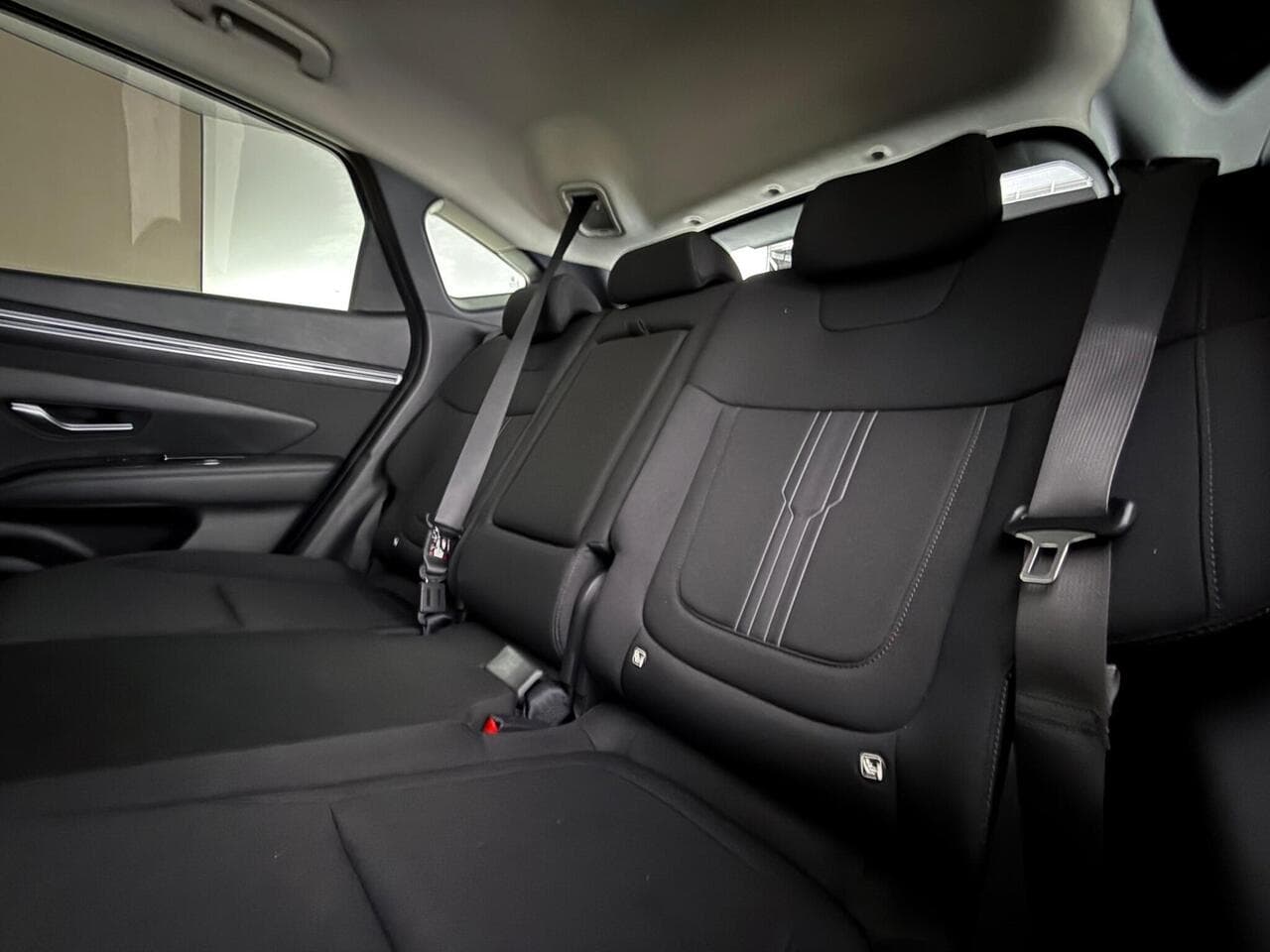Hyundai TUCSON thumbnail Seats Rear