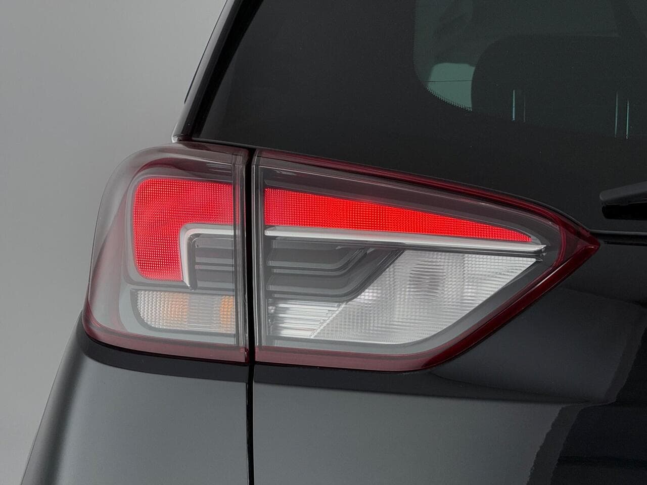 Vauxhall Crossland X thumbnail Lights Rear