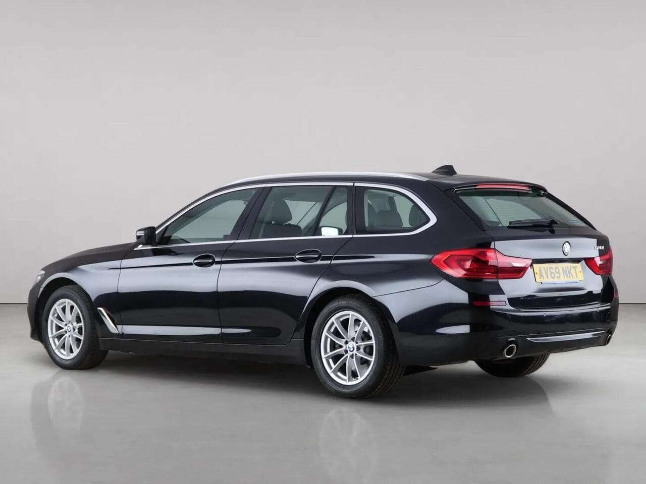 BMW 5 Series thumbnail Inconclusive