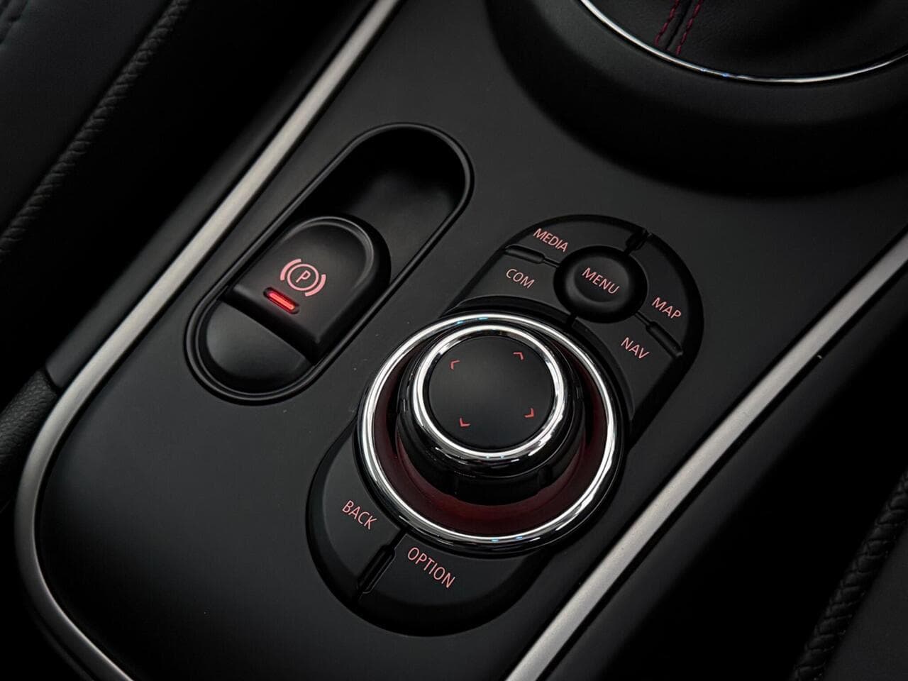 MINI Countryman thumbnail Misc Controls