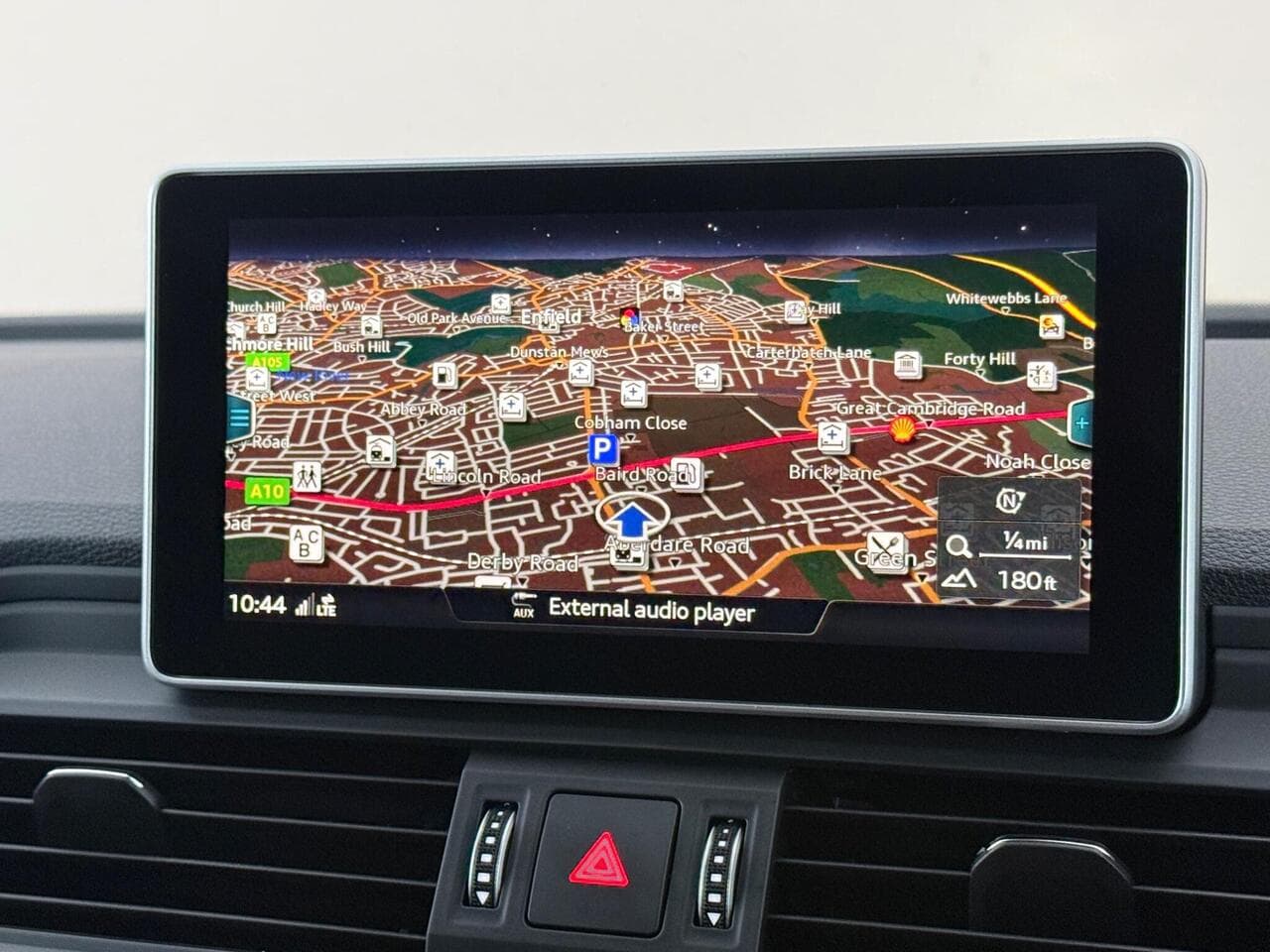 Audi Q5 thumbnail Infotainment System