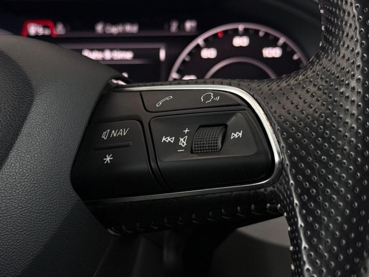 Audi Q7 thumbnail Misc Controls