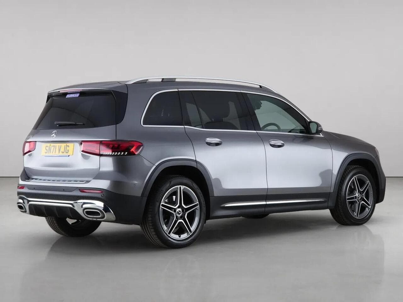 Mercedes-Benz GLB thumbnail Rear Right