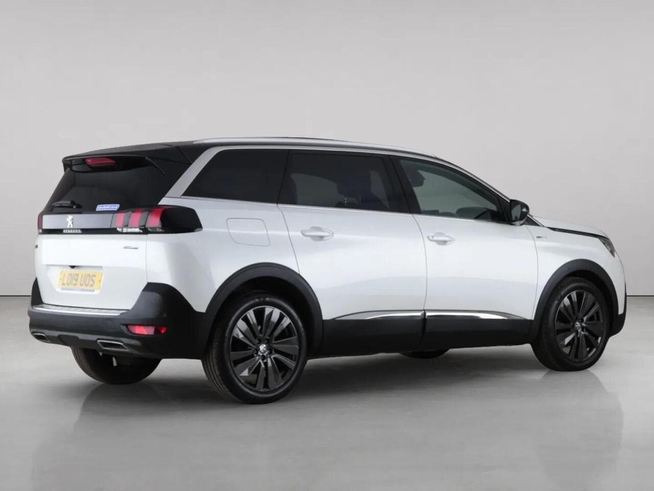 Peugeot 5008 thumbnail Rear Right