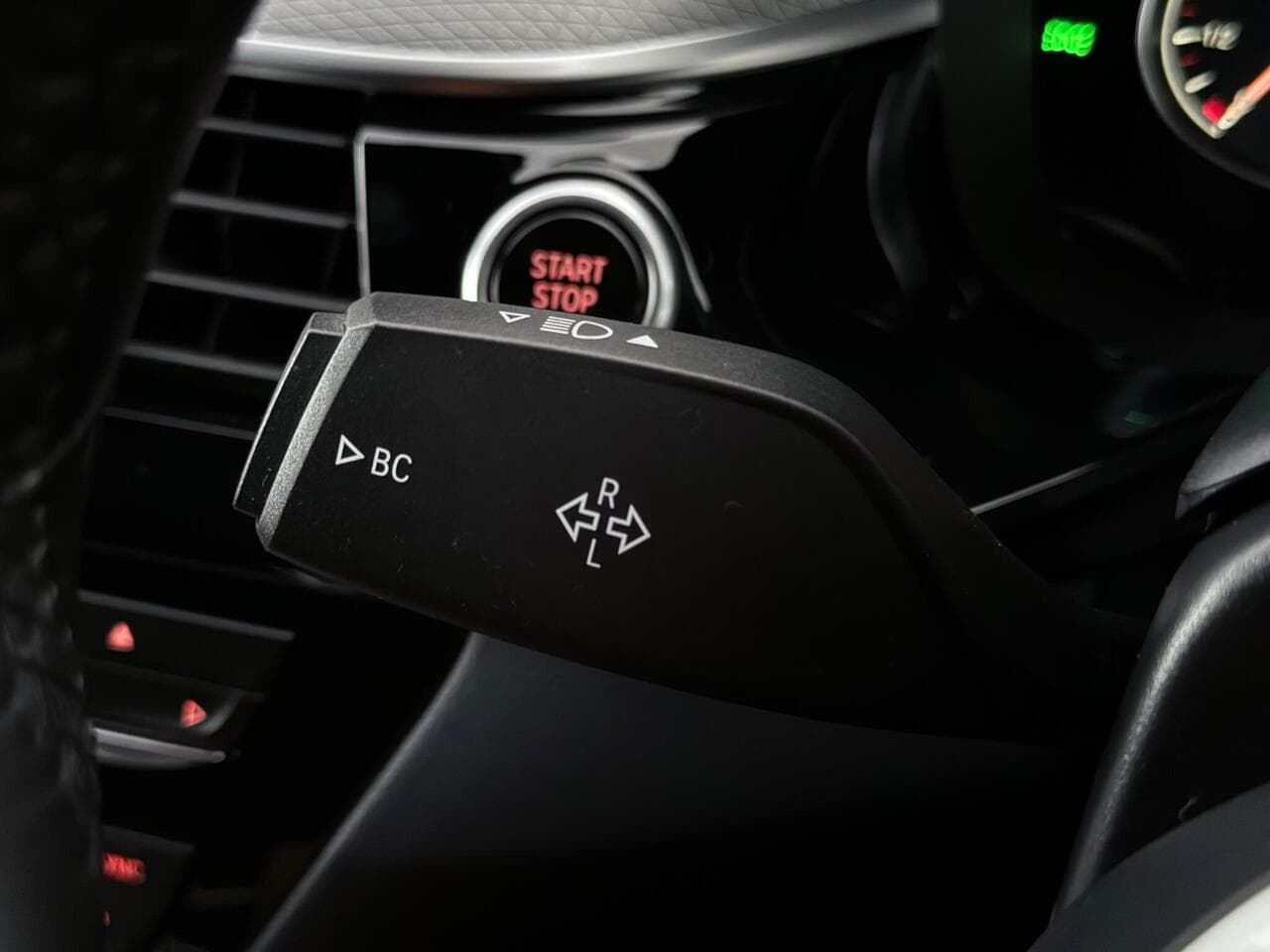 BMW 5 Series thumbnail Misc Controls
