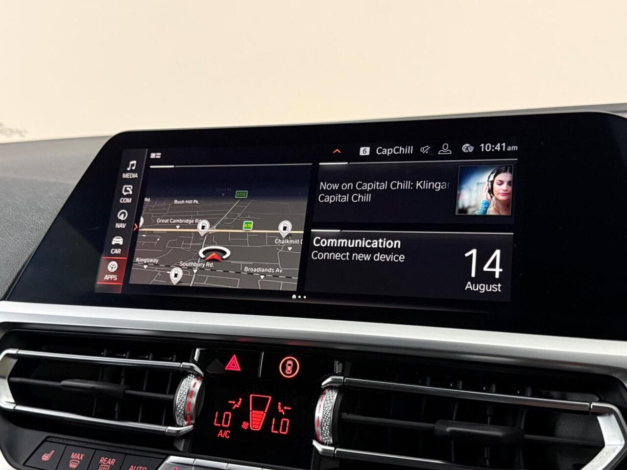 BMW 3 Series thumbnail Infotainment System