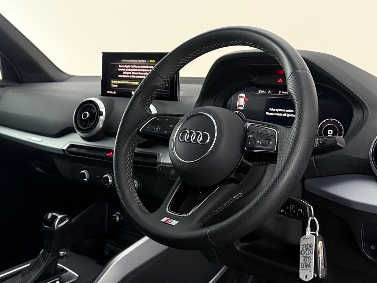Audi Q2 thumbnail Steering Wheel