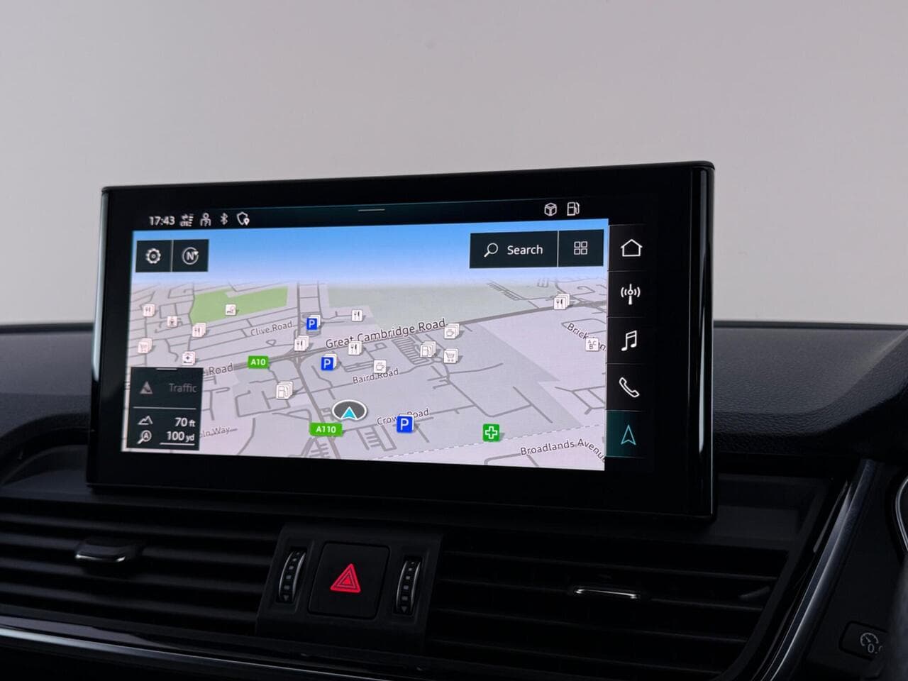 Audi Q5 thumbnail Infotainment System