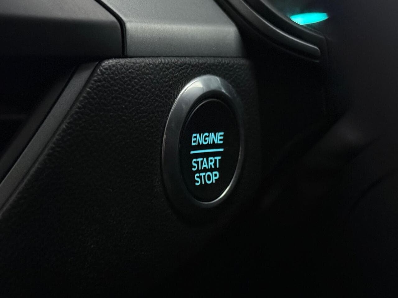 Ford Focus thumbnail Misc Controls