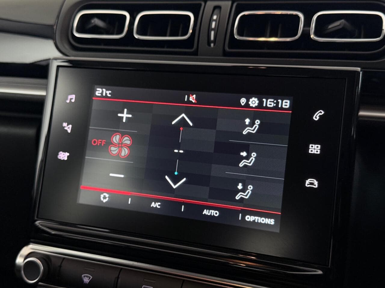 Citroen C3 thumbnail Infotainment System