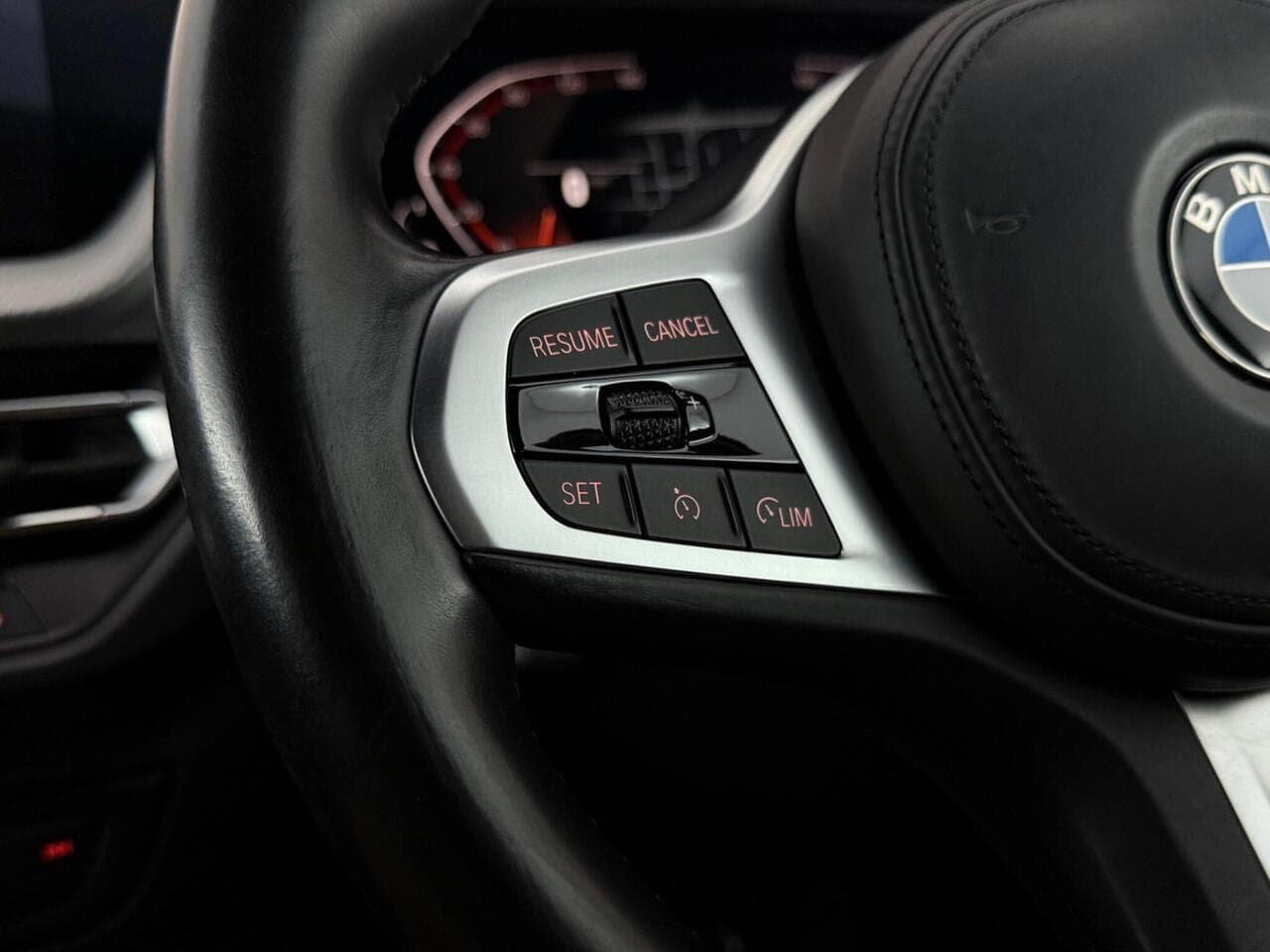 BMW 2 Series Gran Coupe thumbnail Misc Controls