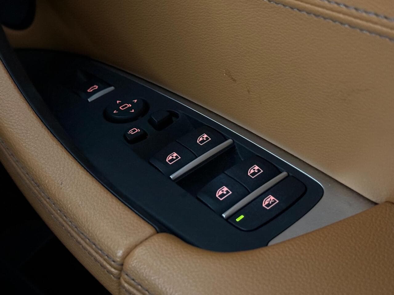 BMW X3 thumbnail Misc Controls