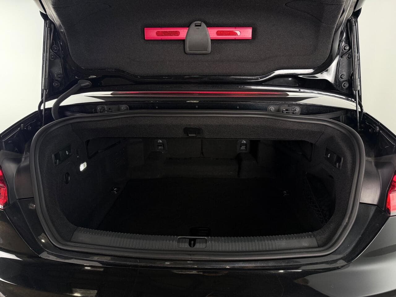 Audi A5 Cabriolet thumbnail Boot