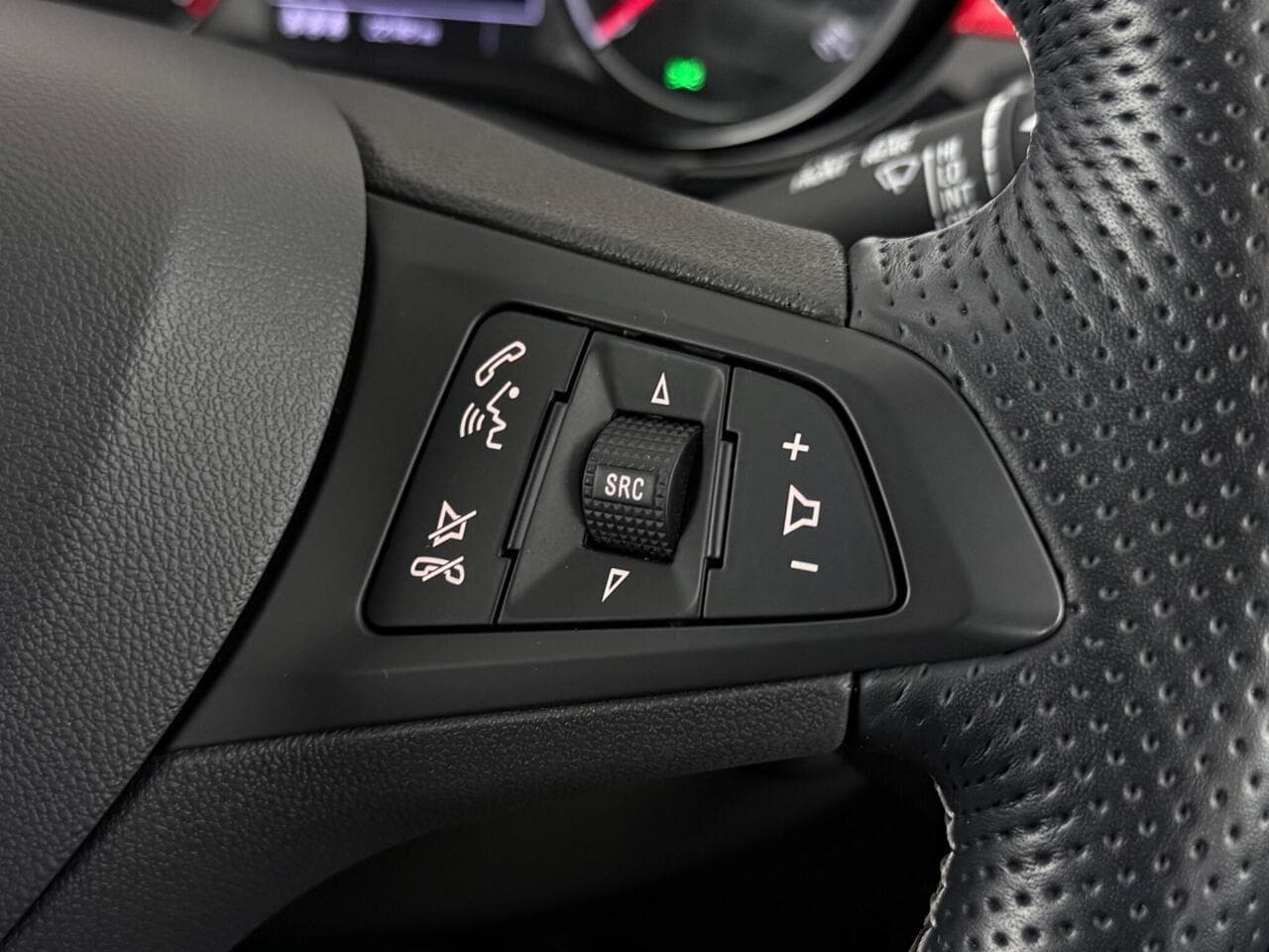 Vauxhall Corsa thumbnail Misc Controls
