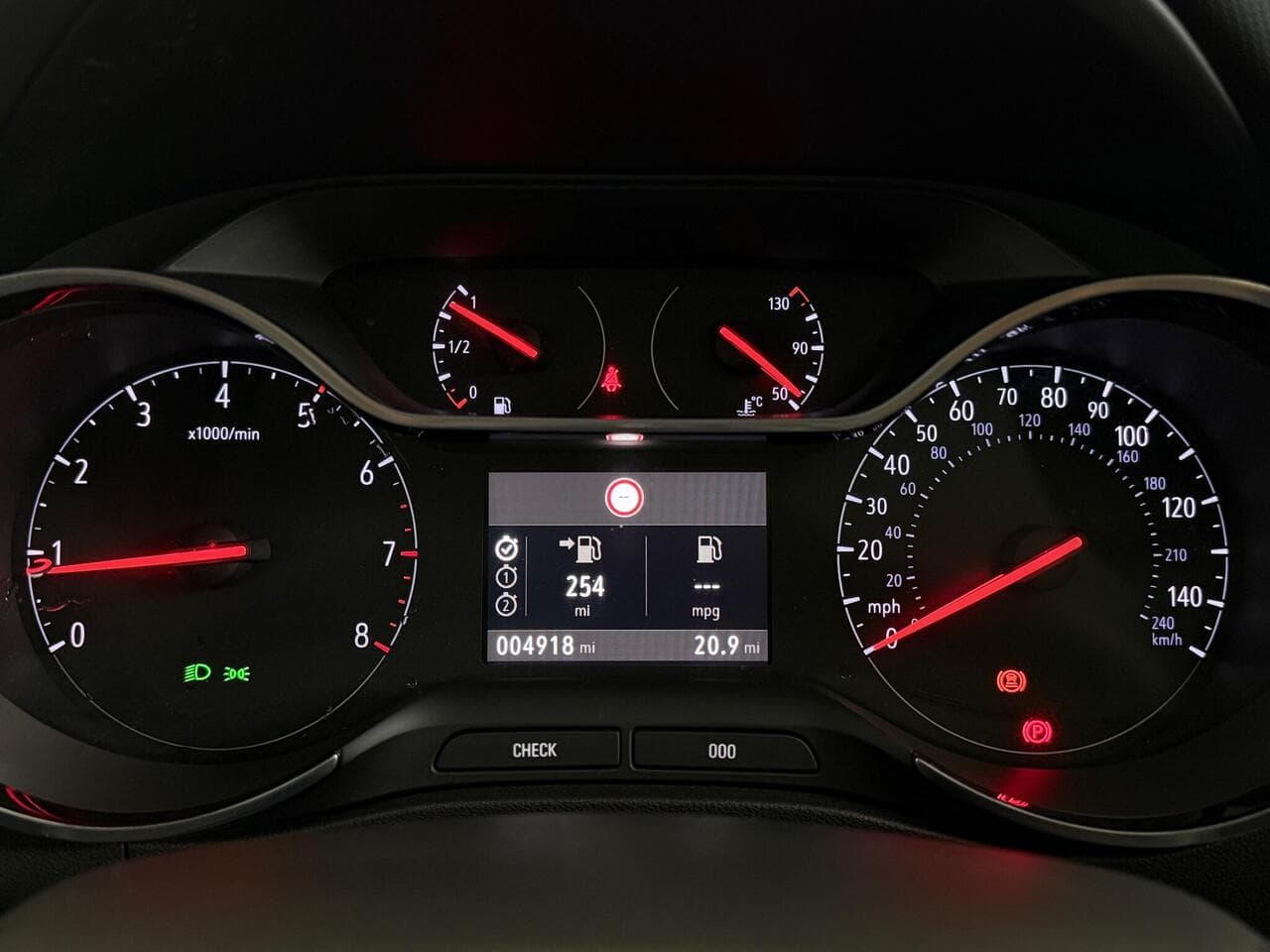 Vauxhall Crossland thumbnail Driver Instruments