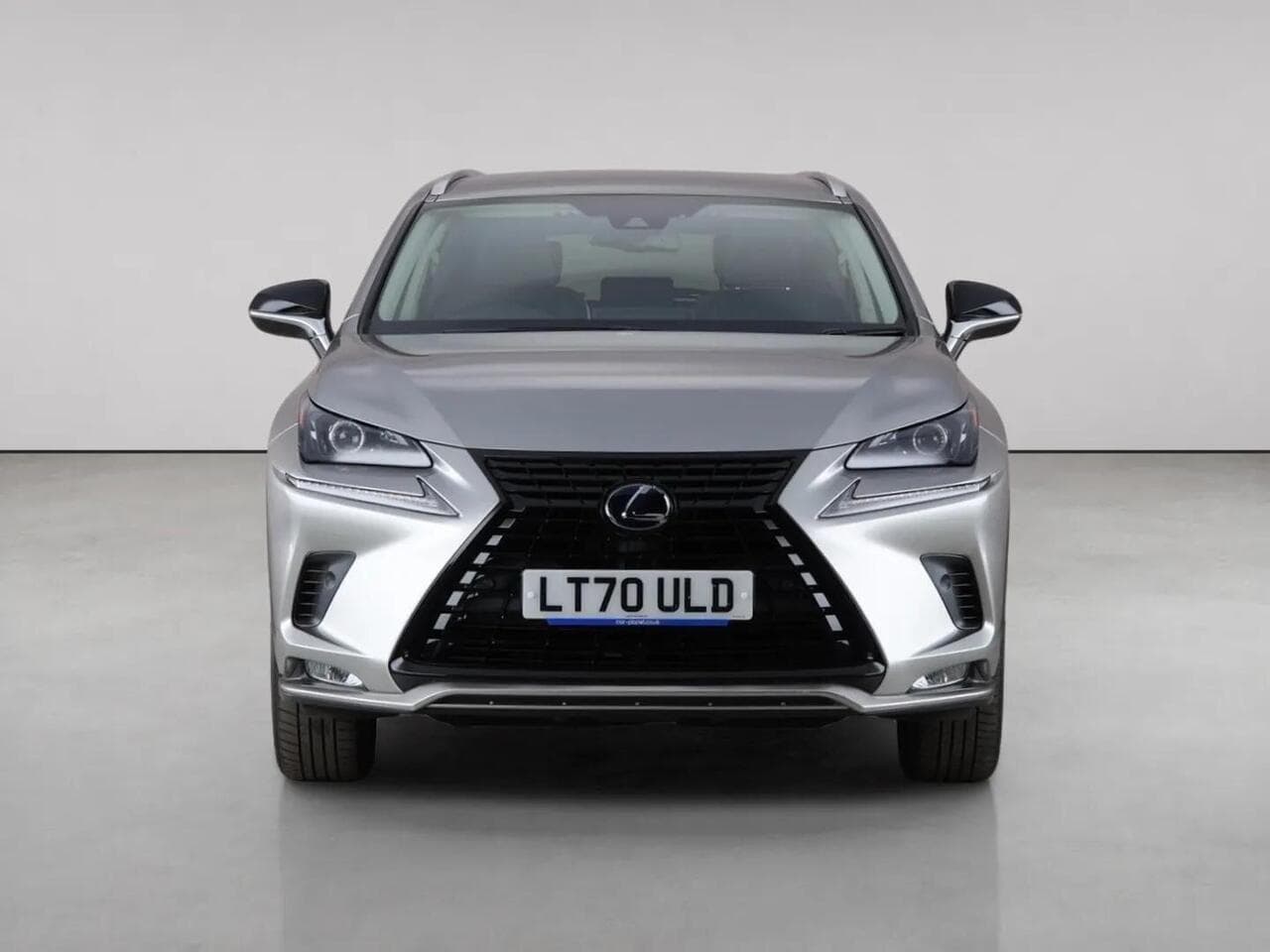 Lexus NX thumbnail Front