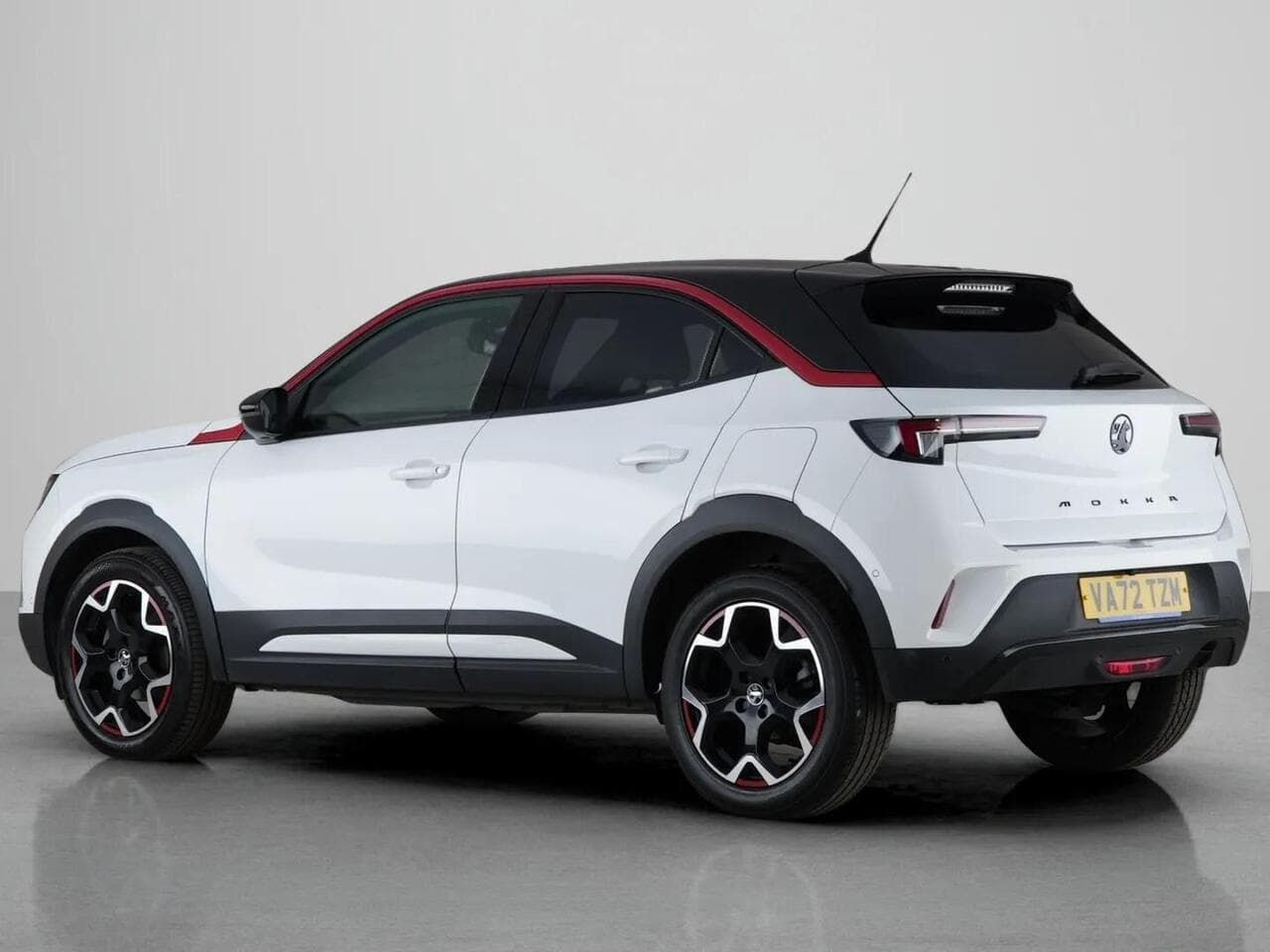 Vauxhall Mokka thumbnail Rear Left
