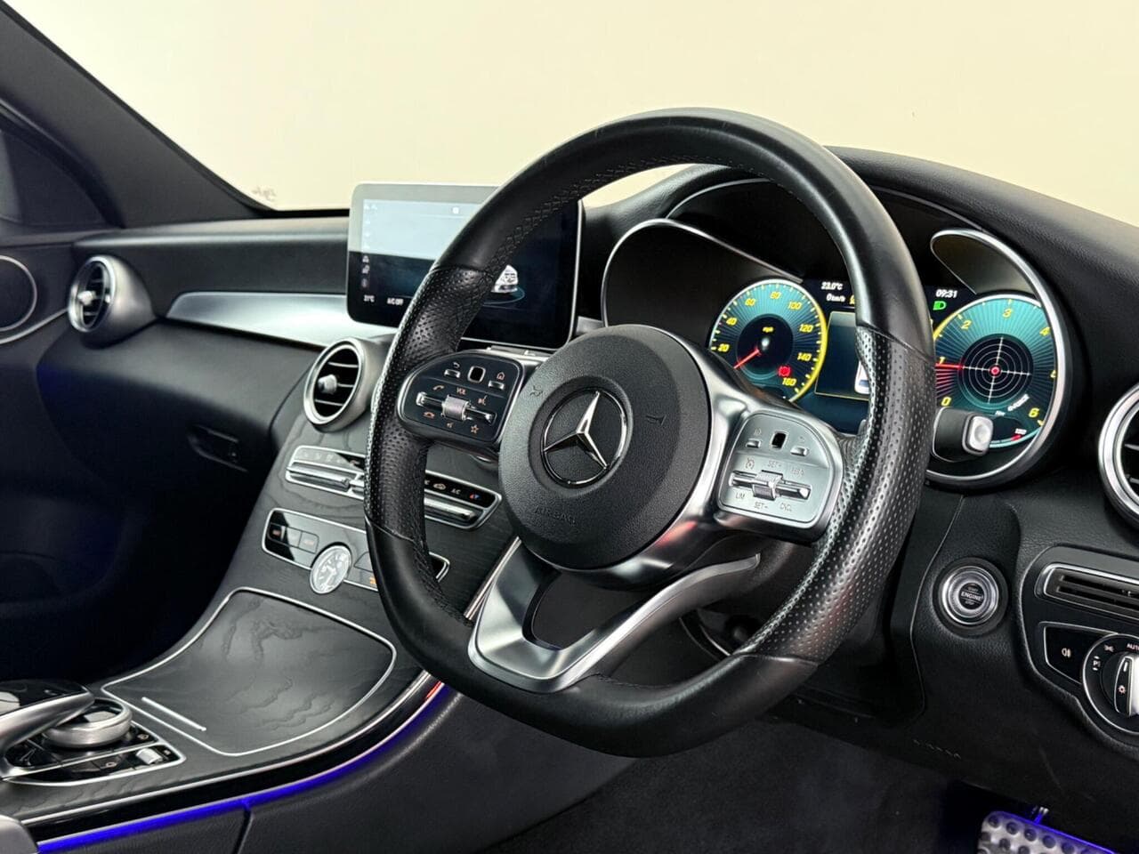 Mercedes-Benz C Class thumbnail Steering Wheel
