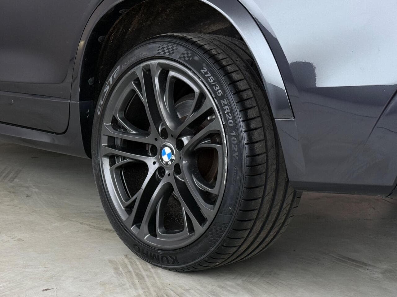 BMW X4 thumbnail Wheel