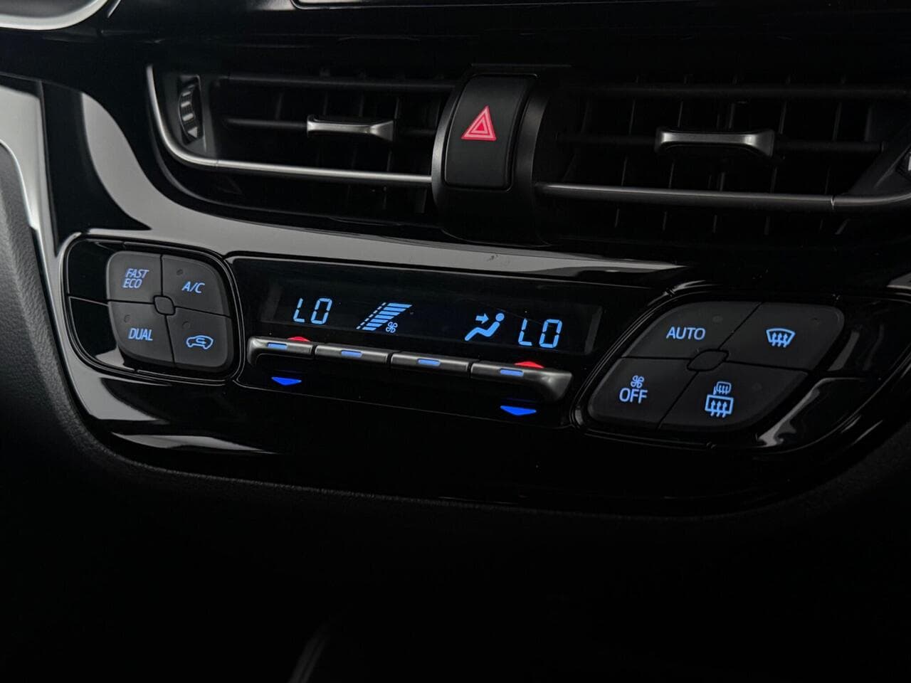 Toyota C-HR thumbnail Misc Controls