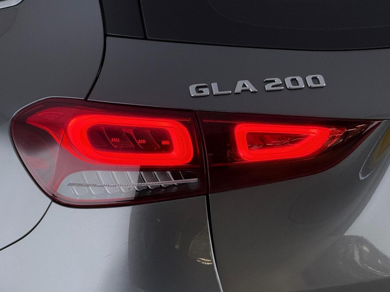 Mercedes-Benz GLA thumbnail Lights Rear