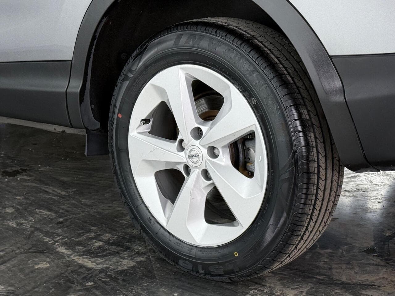 Nissan Qashqai thumbnail Wheel
