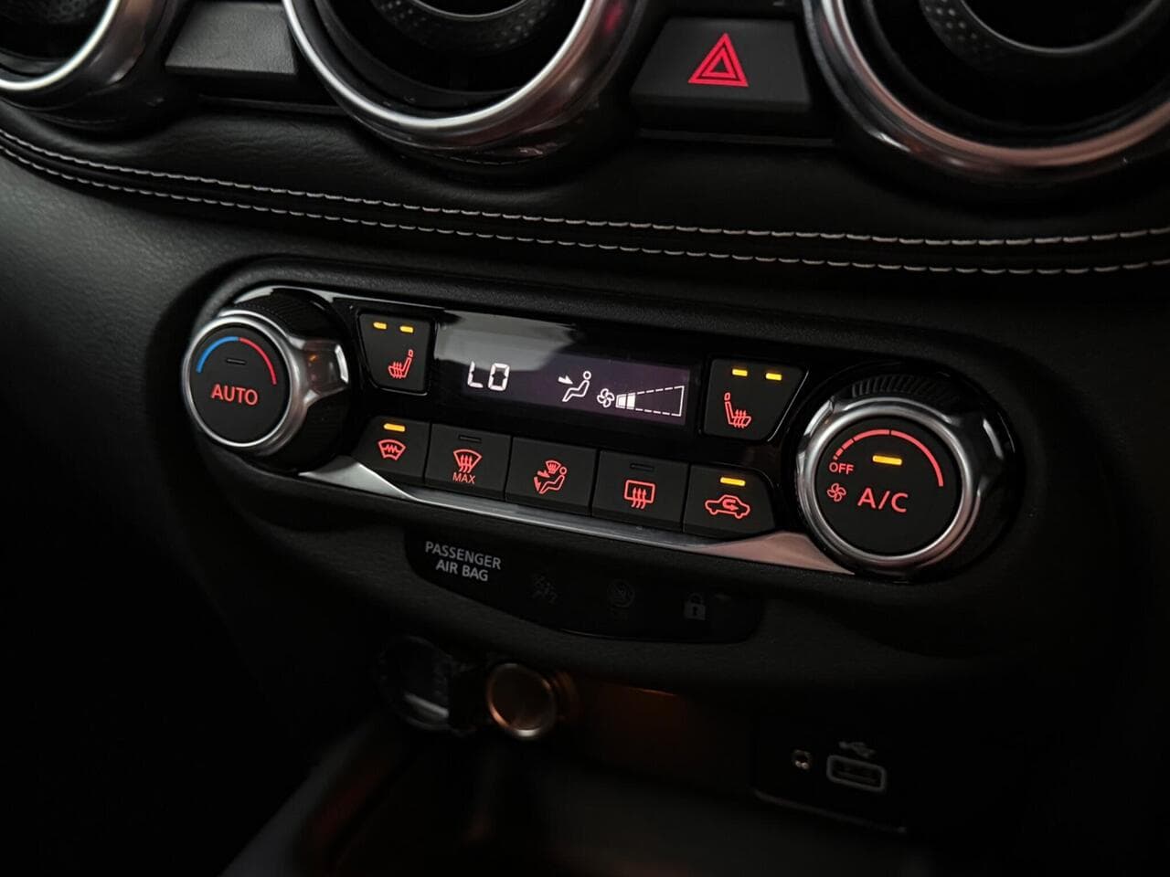 Nissan Juke thumbnail Misc Controls