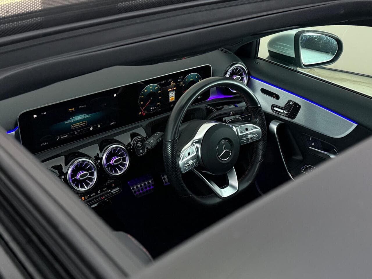 Mercedes-Benz A Class thumbnail Interior Front