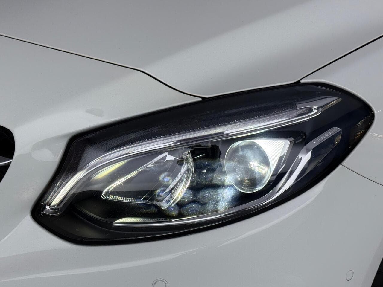 Mercedes-Benz B Class thumbnail Lights Front