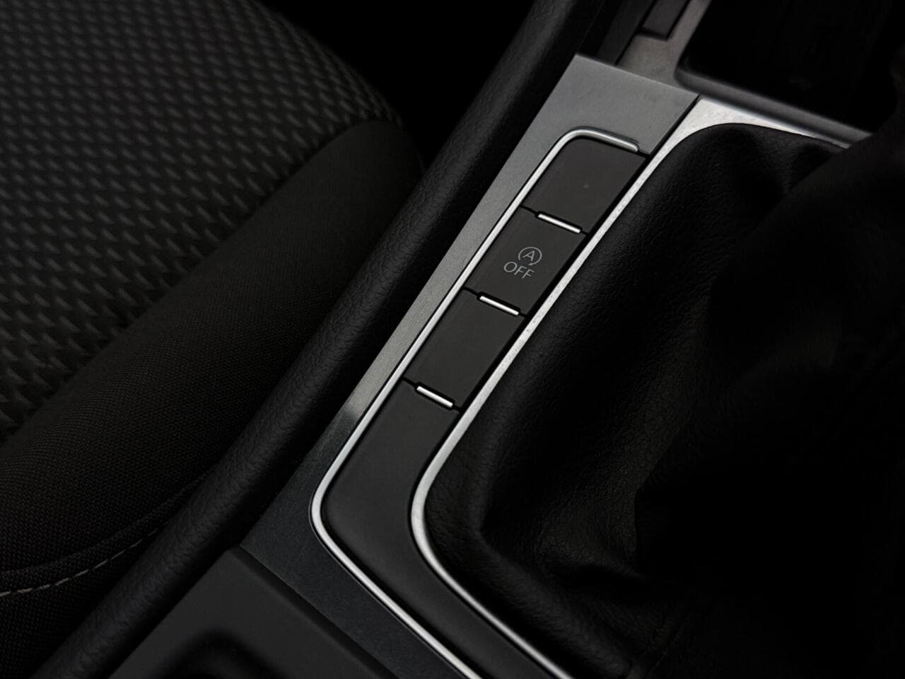 Volkswagen Golf thumbnail Misc Controls