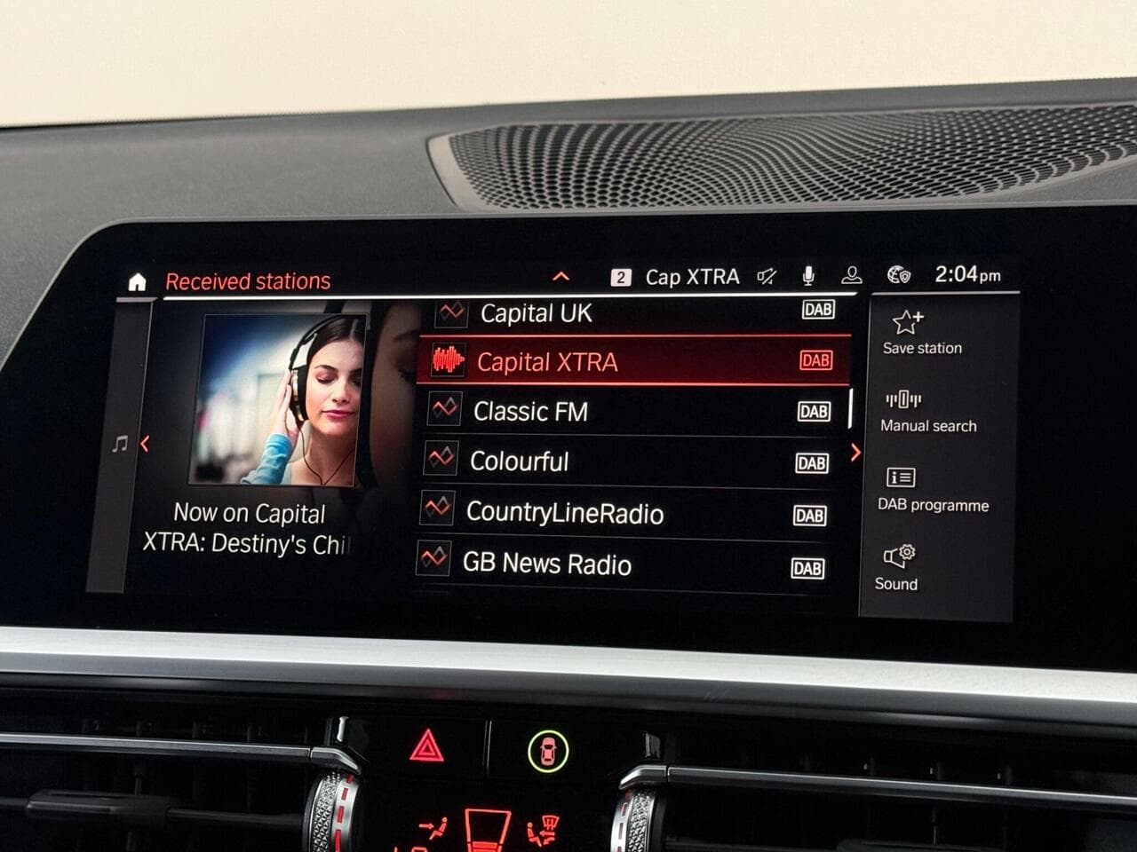 BMW 3 Series thumbnail Infotainment System