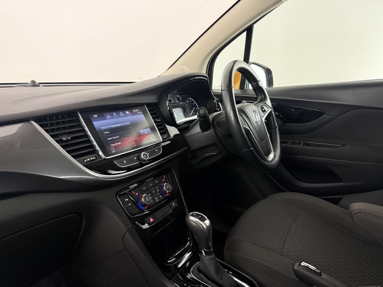 Vauxhall Mokka X thumbnail Interior Front