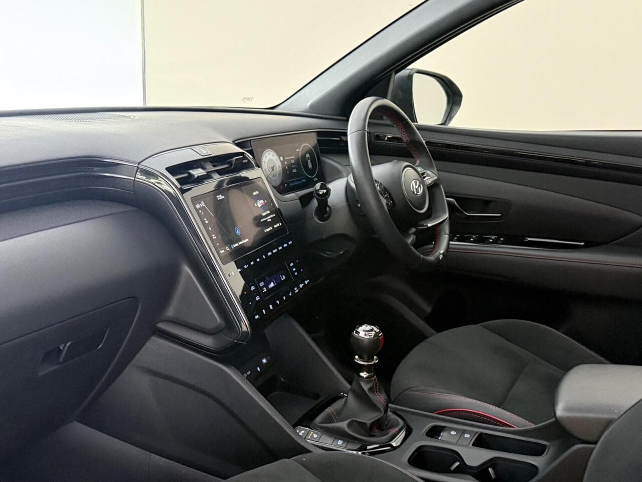 Hyundai TUCSON thumbnail Interior Front