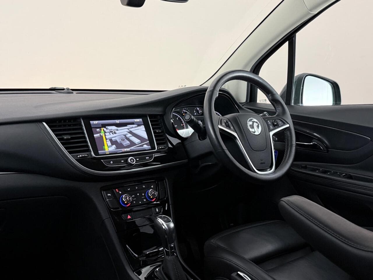Vauxhall Mokka X thumbnail Interior Front