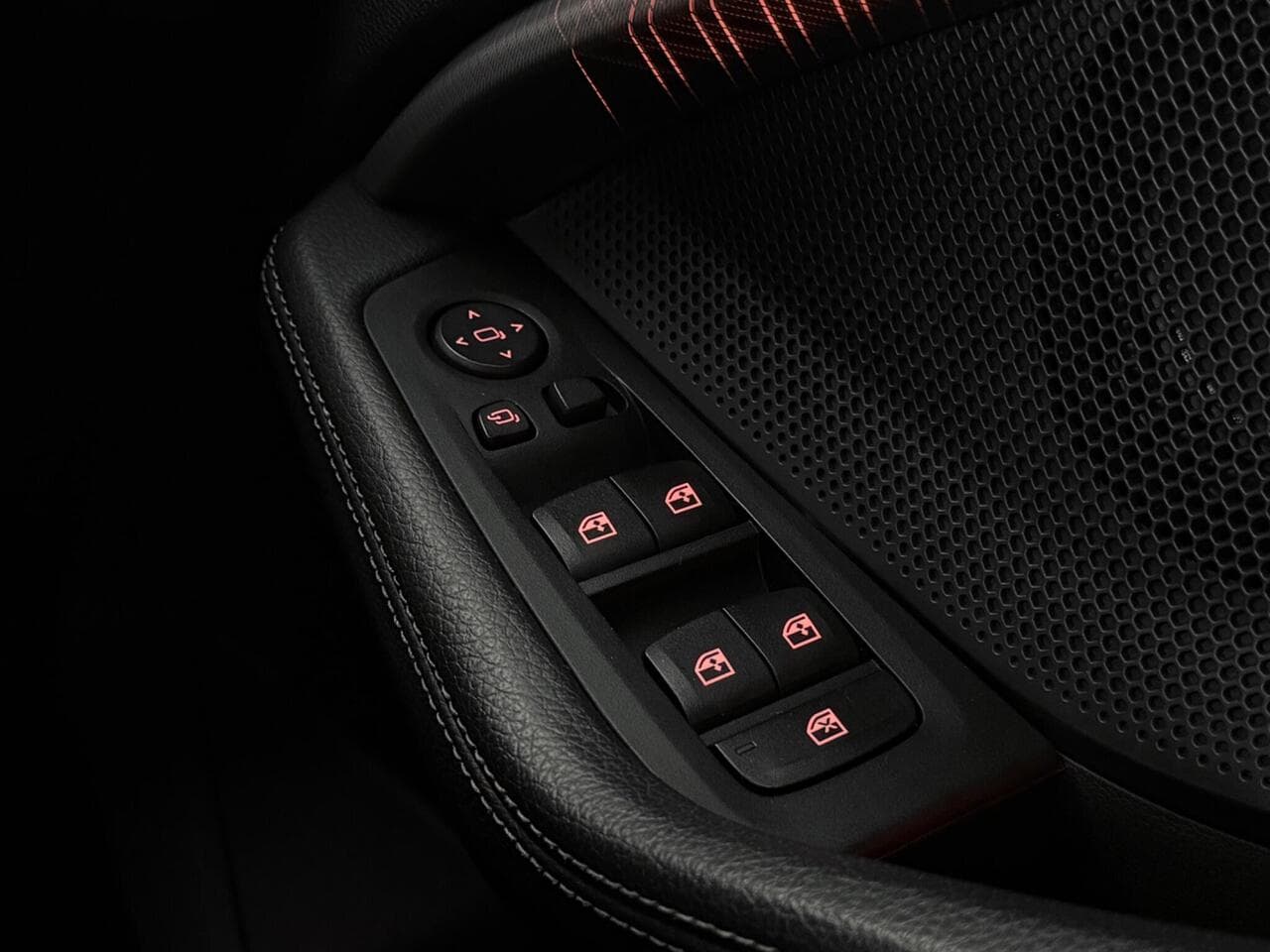 BMW 2 Series Gran Coupe thumbnail Misc Controls