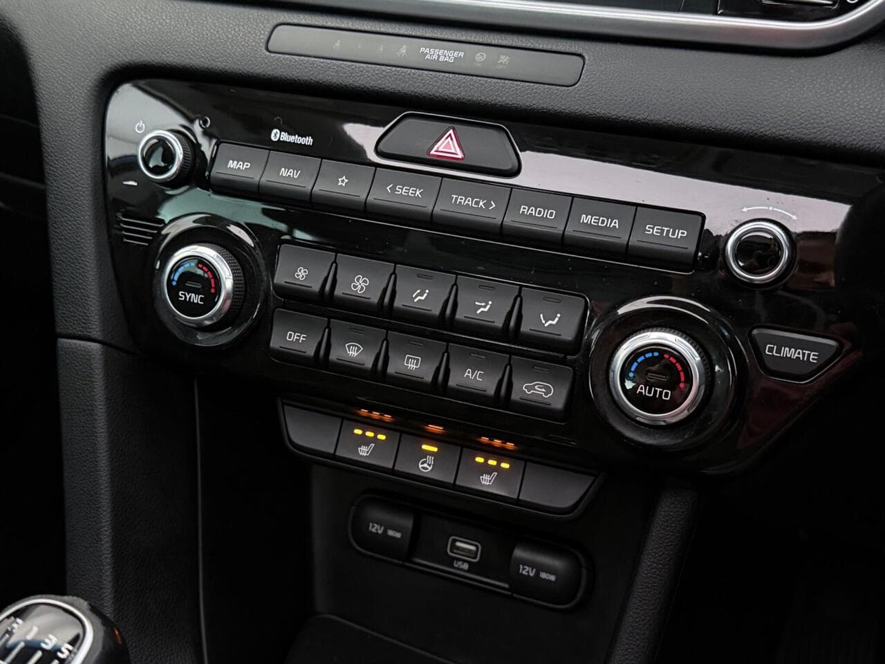 Kia Sportage thumbnail Misc Controls